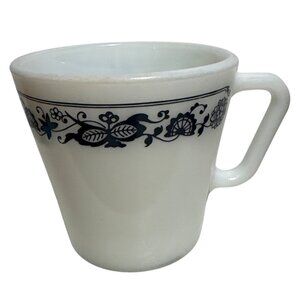 Vintage Pyrex Coffee Cup Old Town Blue Onion Milk Glass Mug #1410